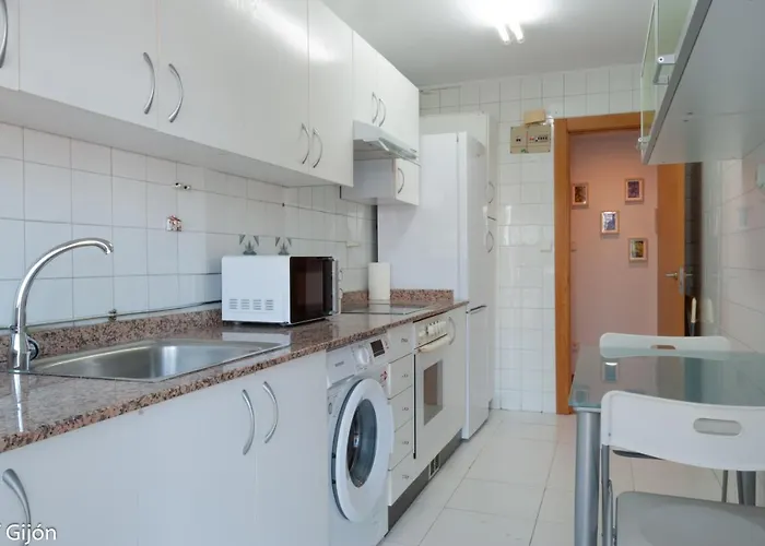 Av Avda. Costa 108 Хіхон