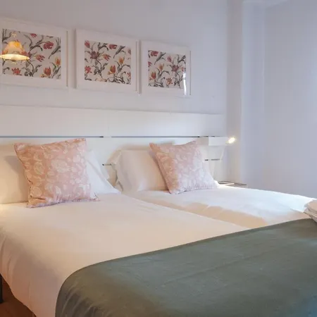 Av Avda. Costa 108 Apartment