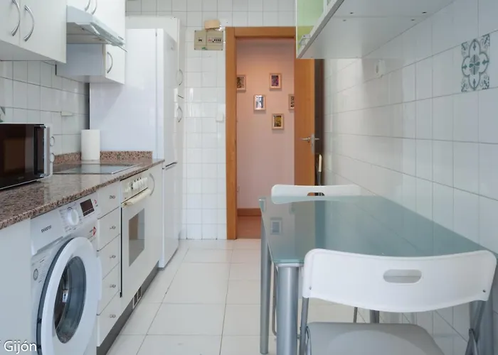 דירה Av Avda. Costa 108