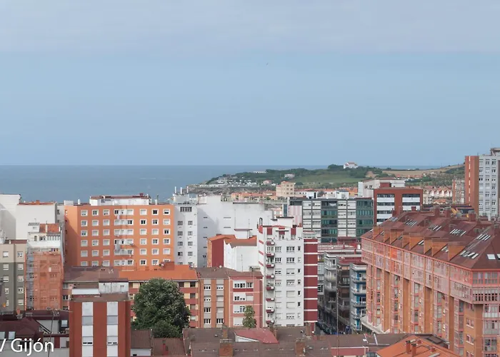 Av Avda. Costa 108 *